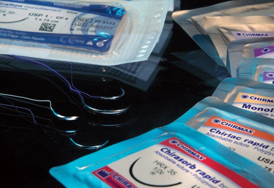 Хірален 3-0 зворотньо-ріжуча 2x18 мм, 1/2 кола, блакитний 75см PP5240